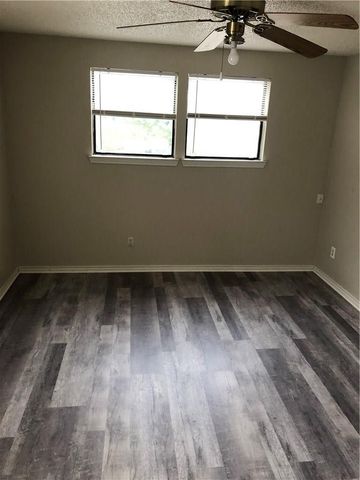 13311 Saddlebrook TRL B, Austin, TX 78729