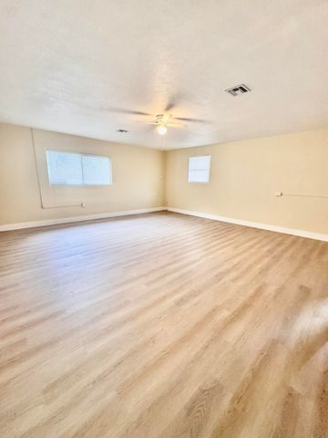 3112 SE 1ST Place, Boynton Beach, FL 33435