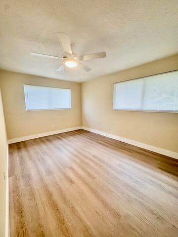 3112 SE 1ST Place, Boynton Beach, FL 33435