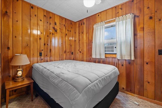 8710 Orleans Avenue, Fenwick City, MI 48834