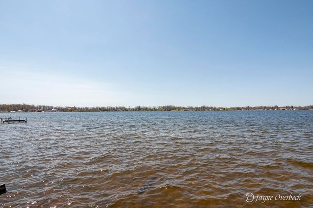 8710 Orleans Avenue, Fenwick City, MI 48834