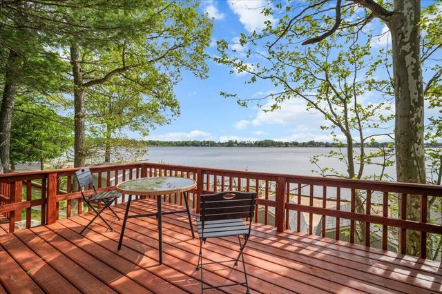 8710 Orleans Avenue, Fenwick City, MI 48834