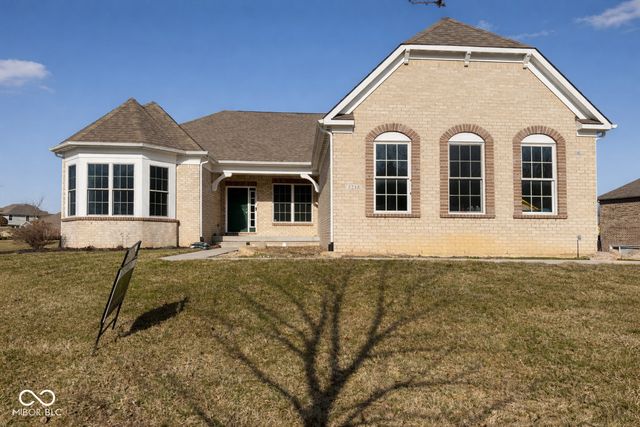 5218 Sweetwater Drive, Noblesville, IN 46062