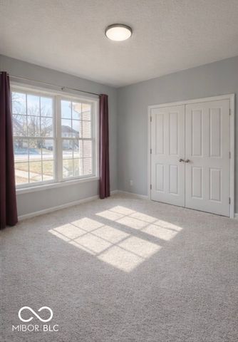 5218 Sweetwater Drive, Noblesville, IN 46062