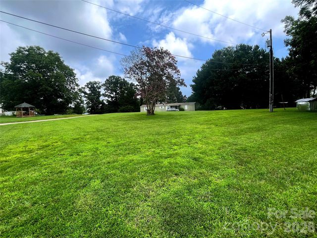 109 Ray Dawn Lane, Mooresville, NC 28117