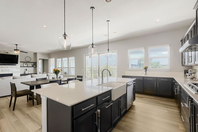 2429 Costa Del Sol DR, Leander, TX 78641