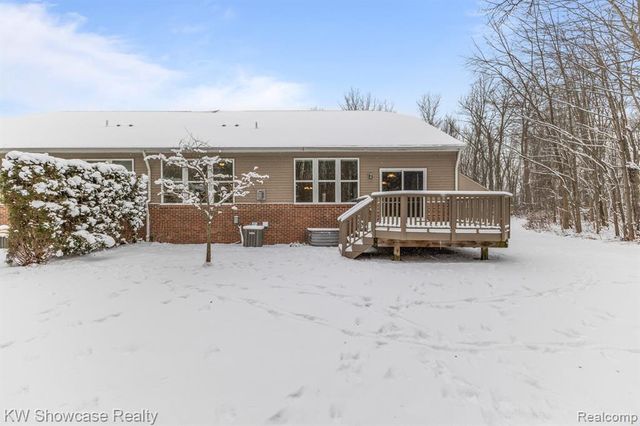 49724 Broadacre Drive 57, Macomb, MI 48042