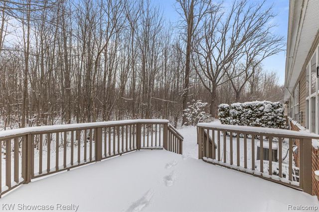 49724 Broadacre Drive 57, Macomb, MI 48042