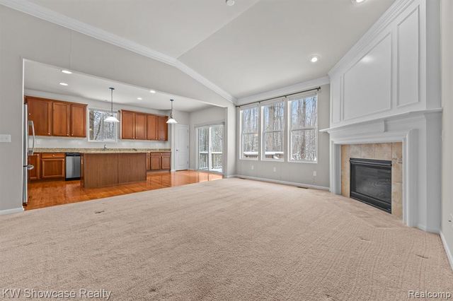 49724 Broadacre Drive 57, Macomb, MI 48042