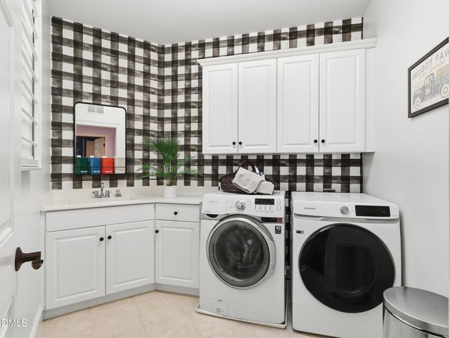 908 Alden Bridge Drive, Cary, NC 27519