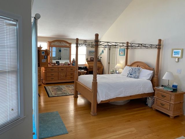 12 Dupont Drive, Mattapoisett, MA 02739