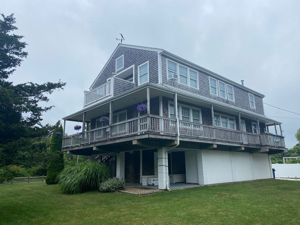 12 Dupont Drive, Mattapoisett, MA 02739