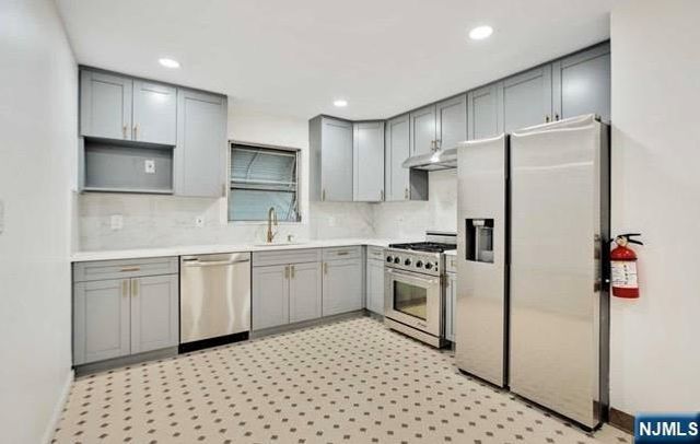 6 Miller Avenue 1, Elmwood Park, NJ 07407