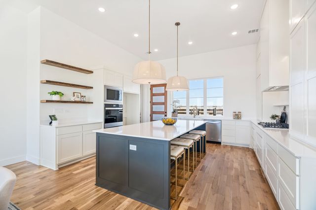 2430 Grant Michael, Waxahachie, TX 75167