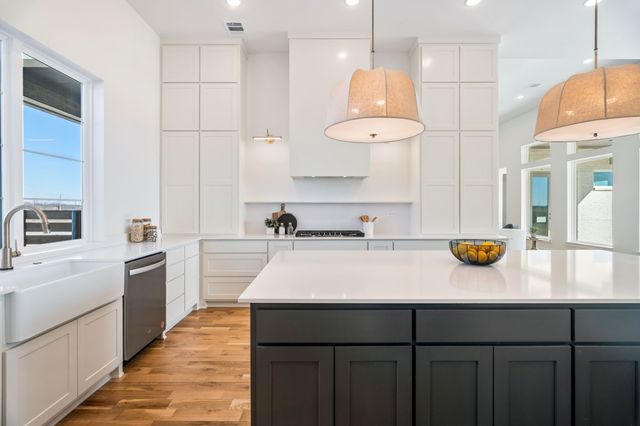 2430 Grant Michael, Waxahachie, TX 75167