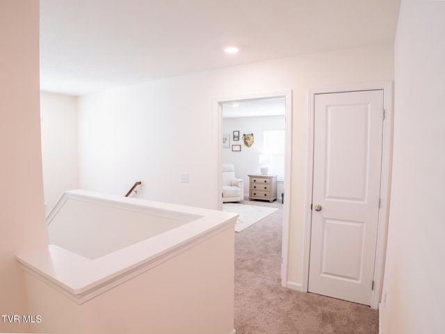 142 Thistle Drive, Bluff City, TN 37618