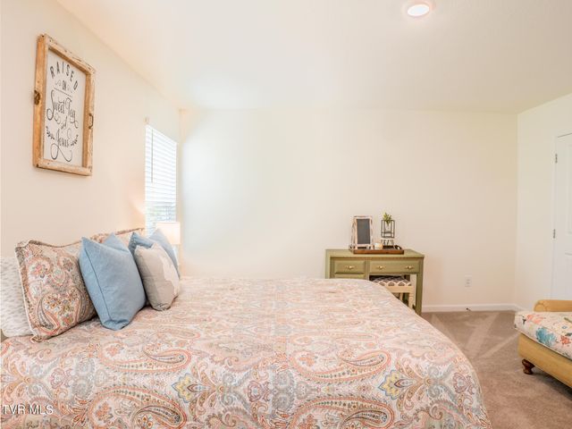 142 Thistle Drive, Bluff City, TN 37618