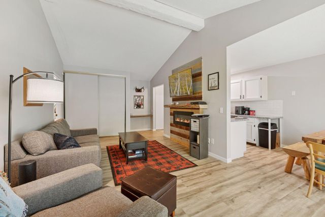 4430 Cedar Lake Road S 6, Saint Louis Park, MN 55416