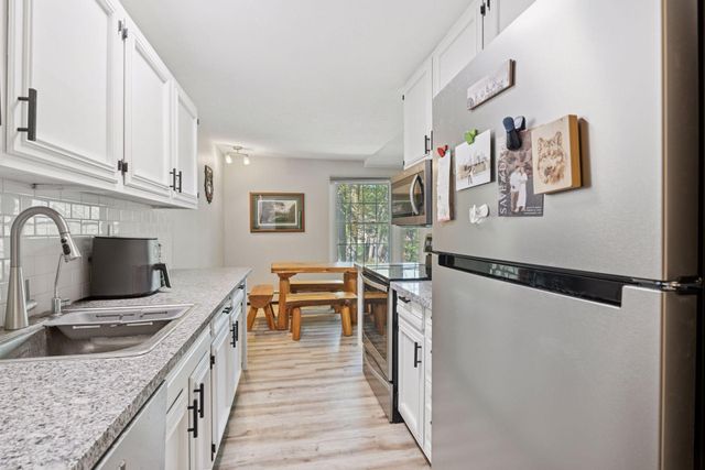 4430 Cedar Lake Road S 6, Saint Louis Park, MN 55416