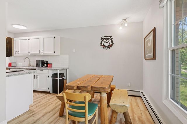 4430 Cedar Lake Road S 6, Saint Louis Park, MN 55416