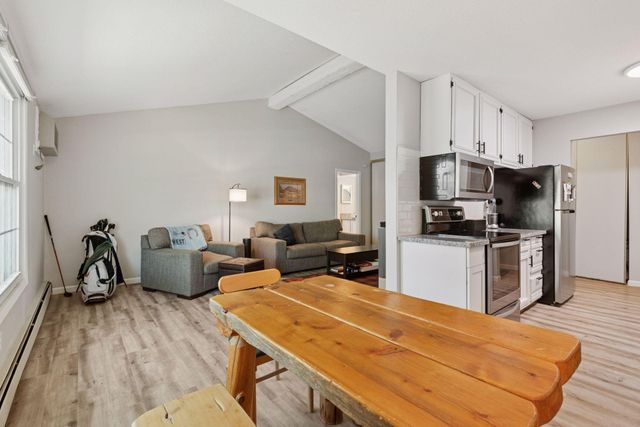 4430 Cedar Lake Road S 6, Saint Louis Park, MN 55416