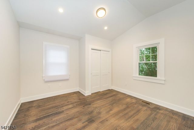 266 Elmwood Ave, Maplewood Twp., NJ 07040