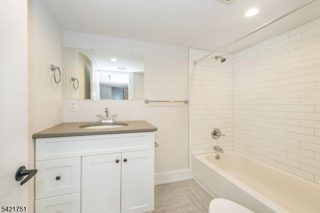 266 Elmwood Ave, Maplewood Twp., NJ 07040