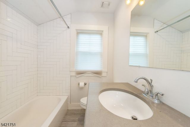 266 Elmwood Ave, Maplewood Twp., NJ 07040