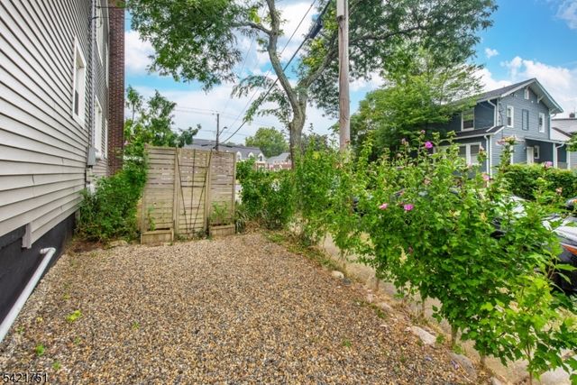 266 Elmwood Ave, Maplewood Twp., NJ 07040