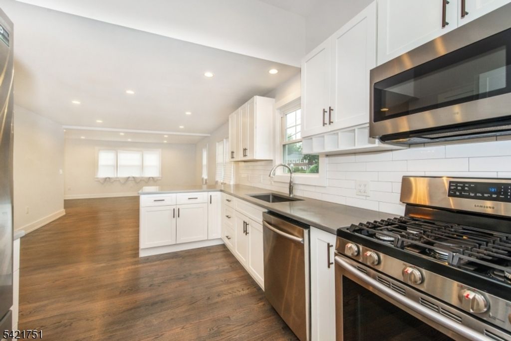 266 Elmwood Ave, Maplewood Twp., NJ 07040 — photo 5