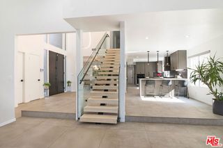 3585 Alana Drive, Sherman Oaks, CA 91403