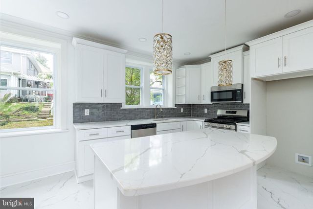 371 WINDERMERE AVE, Lansdowne, PA 19050