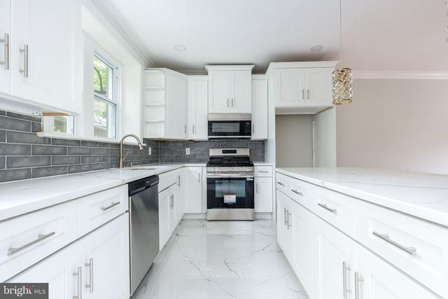 371 WINDERMERE AVE, Lansdowne, PA 19050