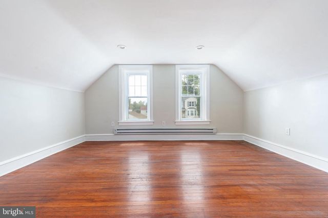 371 WINDERMERE AVE, Lansdowne, PA 19050
