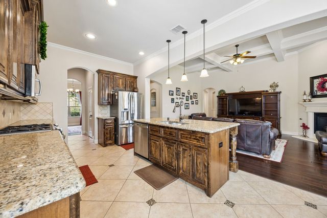 1708 Crescent Oak Street, Wylie, TX 75098