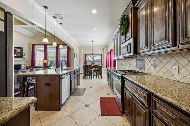 1708 Crescent Oak Street, Wylie, TX 75098