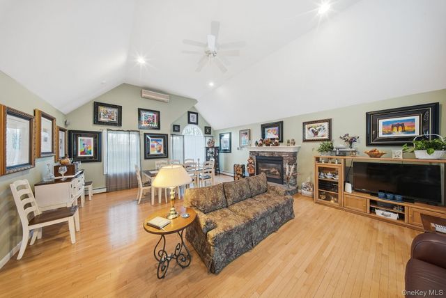 179 Reservoir Road, Middletown, NY 10940