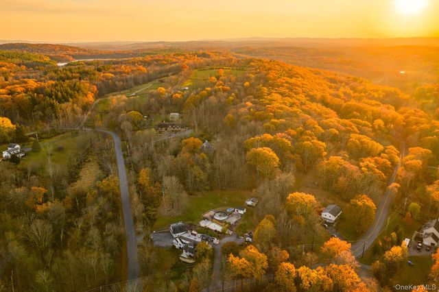 179 Reservoir Road, Middletown, NY 10940