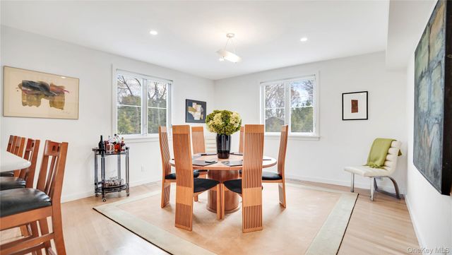 1 Carver Street, Sag Harbor, NY 11963