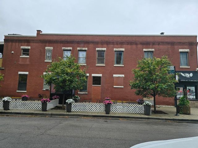 4263 N Lincoln Avenue, Chicago, IL 60618