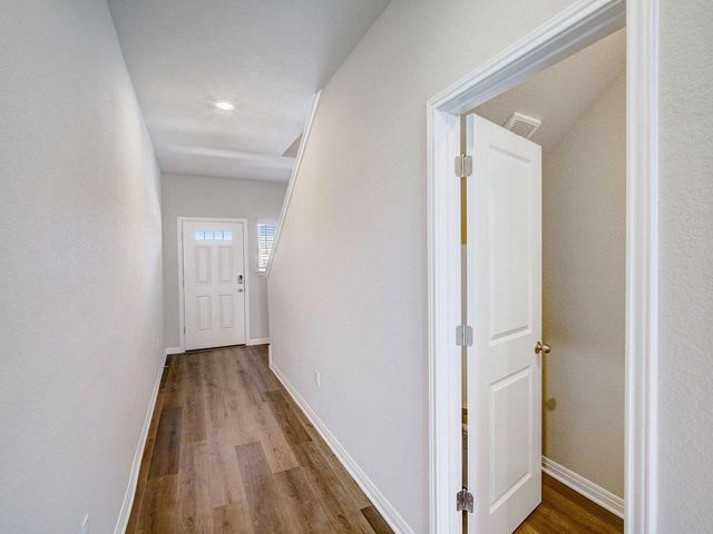109 Rivendale ST, Liberty Hill, TX 78642