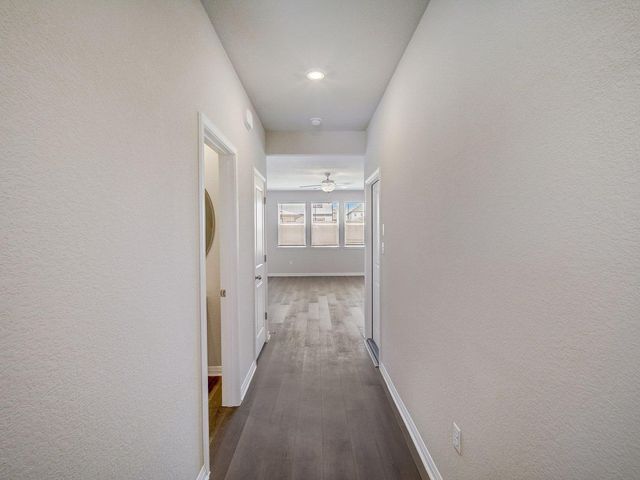 109 Rivendale ST, Liberty Hill, TX 78642