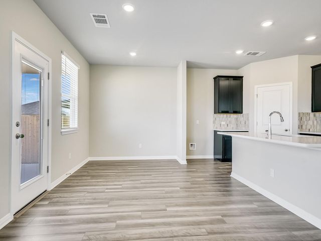 109 Rivendale ST, Liberty Hill, TX 78642
