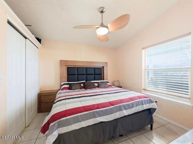 1695 SAINT STEPHEN Place, El Paso, TX 79936