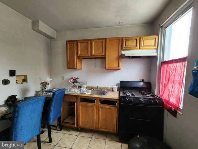 241 S CALHOUN ST, Baltimore, MD 21223