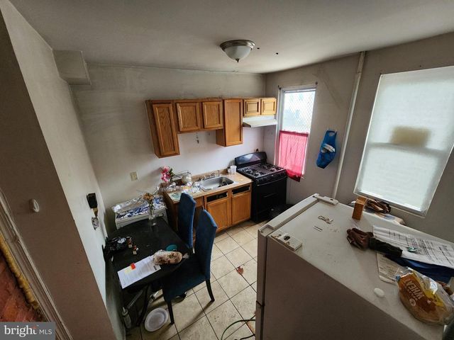 241 S CALHOUN ST, Baltimore, MD 21223