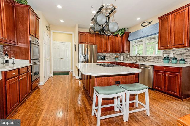 1651 TRAWLER LN, Annapolis, MD 21409