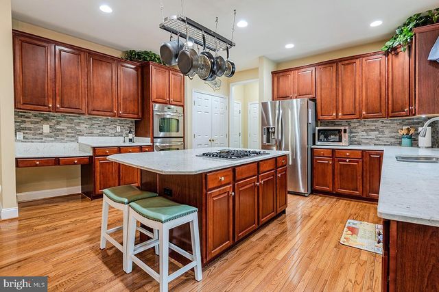 1651 TRAWLER LN, Annapolis, MD 21409
