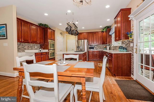 1651 TRAWLER LN, Annapolis, MD 21409