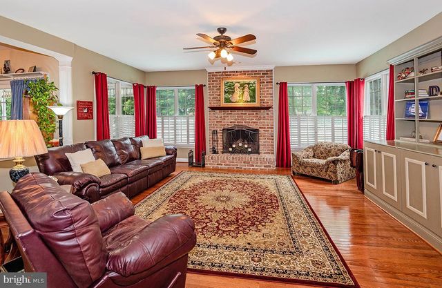 1651 TRAWLER LN, Annapolis, MD 21409